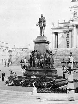 W. Runeberg, Aleksanteri II:n patsas. Kuva: Ståhlberg, HKA.