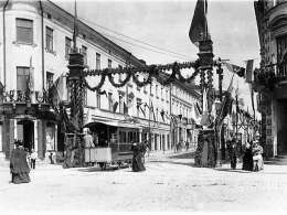 Pohjoisesplanadin ja Unioninkadun kulmaus 26.5.1896. Kuva: H.Hintze, Museovirasto.