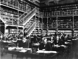 C.G. Nyströmin suunnittelema rakennus valmistui 1890. Valtionarkisto. Kuva: Museovirasto 27/5 65.