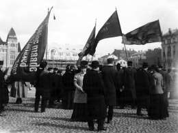 Onni Lönnroth: työväen vappu. Kuva: Suomen valokuvataiteen museo, 34:328.