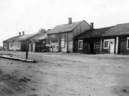 Samuli Paulaharju: markkinatupia Kalajoella. Kuva: Museovirasto 3490:3214.