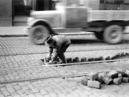 Vilho Setälä: kadunlaskija. Kuva: Suomen valokuvataiteen museo, Setälä 64.