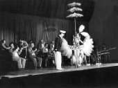 Aarne Pietinen: Josephine Baker esiintymässä Helsingissä. Kuva: Museovirasto, neg. 11101.