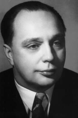 Veikko Vennamo. Kuva: Museovirasto, 6.1.-87.