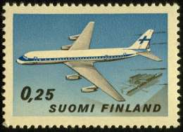 Finnairin uusi suihkukone ja Helsingin uusi lentoasemarakennus, Postimuseo. 