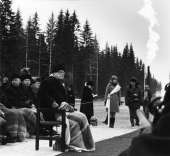 Presidentti Kekkonen maakasuputken vihkiäisissä. Kuva: Museovirasto, 7.5.92:396.