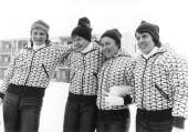 Marja-Liisa Hämäläinen, Taina Impiö, Helena Takalo ja Hilkka Riihivuori. Kuva: Museovirasto, 6.1.-87.